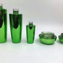 广州市雅丽清洁用品厂 日化洗涤用品的制造专家，从配方到瓶盖的全链条优势